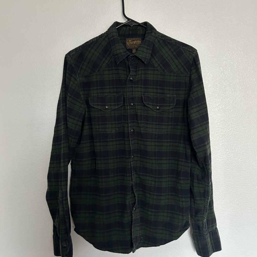 Lucky Brand flannel. (Men’s)